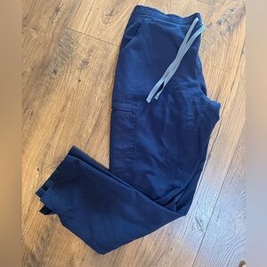 FIGS Scrubs Women’s Yola Skinny pant Navy Blue Small Petite